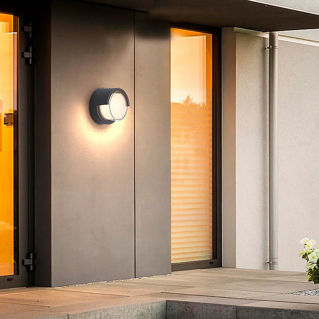 Superior Modern Outdoor Round Square Waterproof Wall Light for Villa Garden Balcony Door Front Environmentally Friendly
