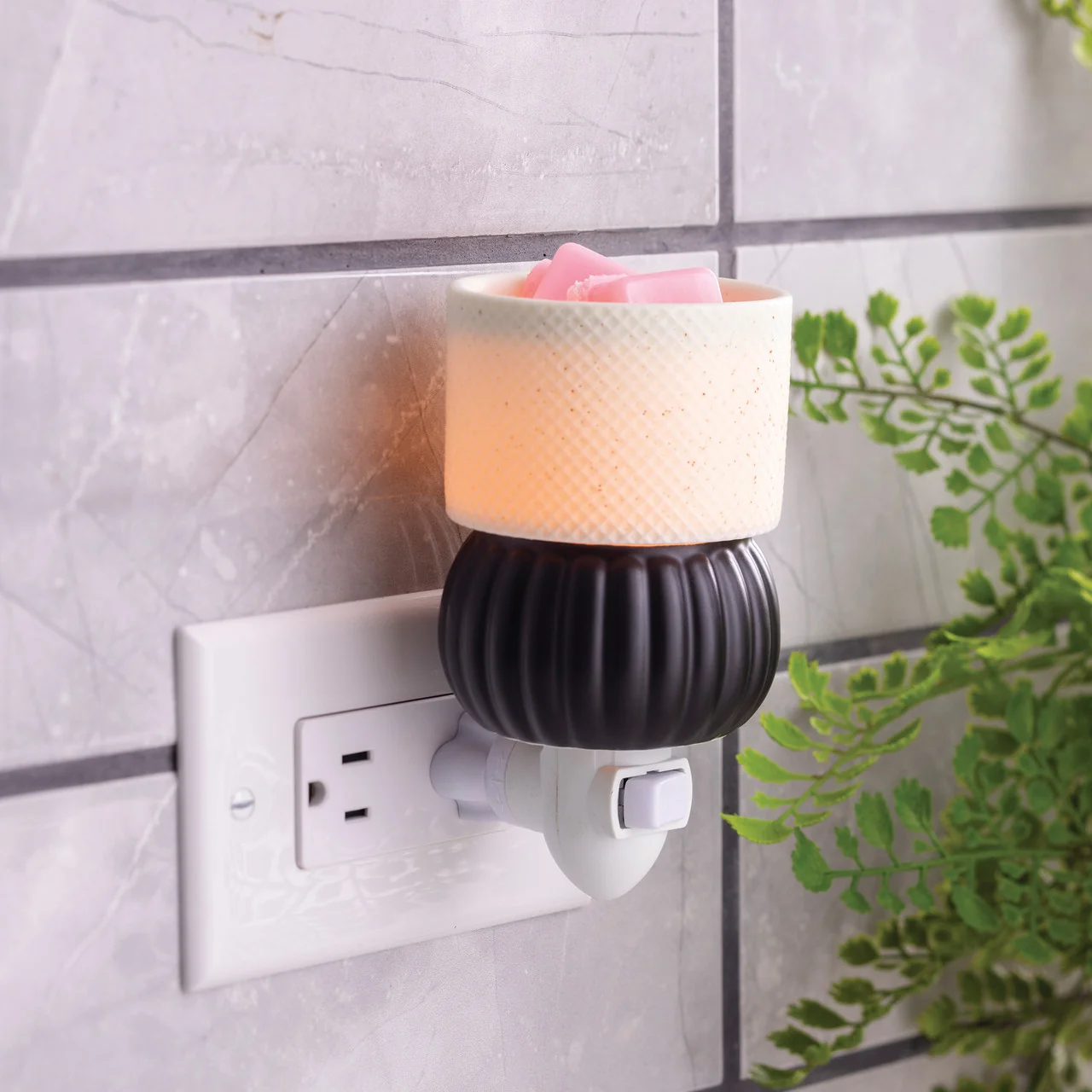 Reliable Luxe Lamp Pluggable Fragrance Warmer Advanced