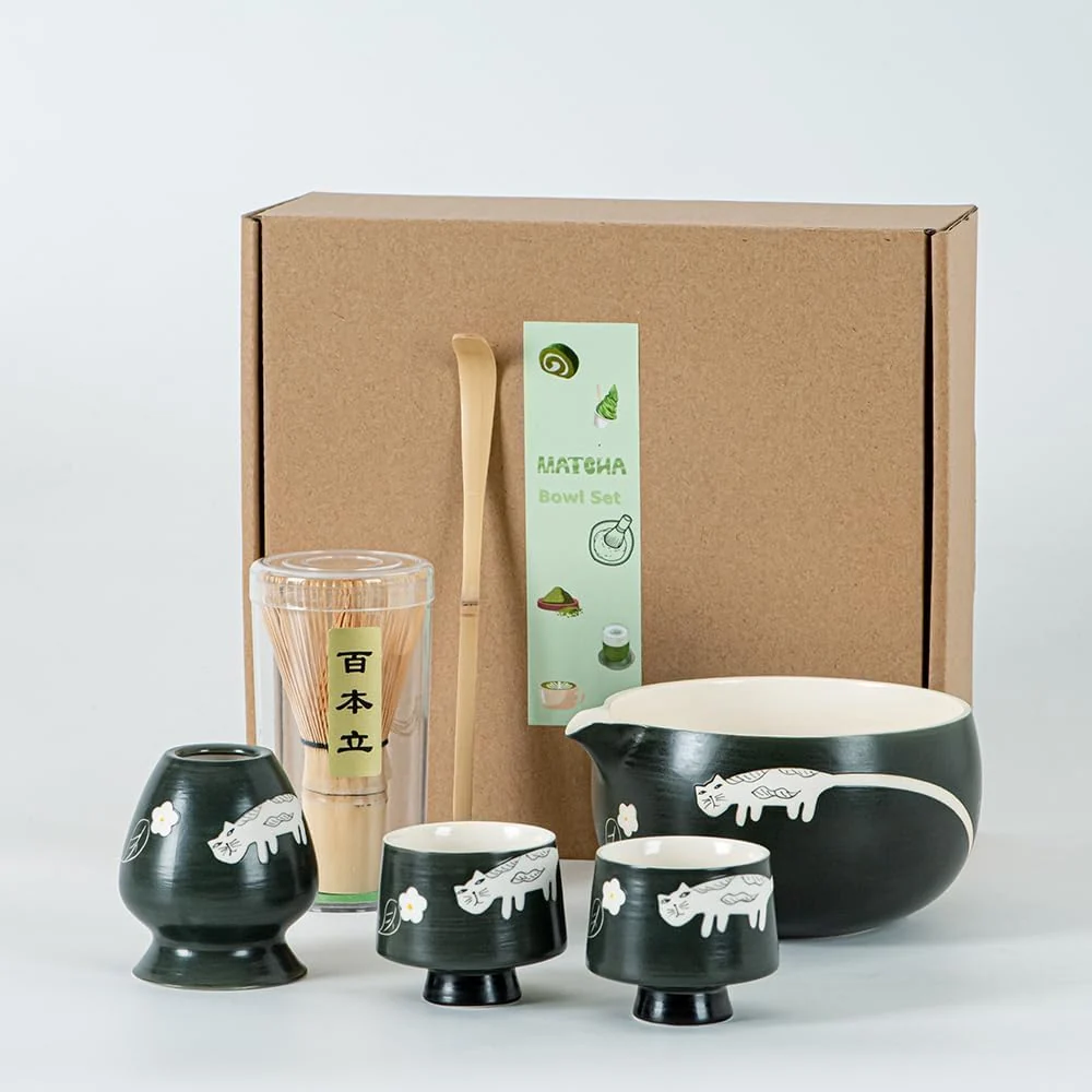Professional Unique Cat Matcha Tea Set Matcha Bowl with Spout 2 Cups Bamboo Whisk Chasen Holder Scoop Clean