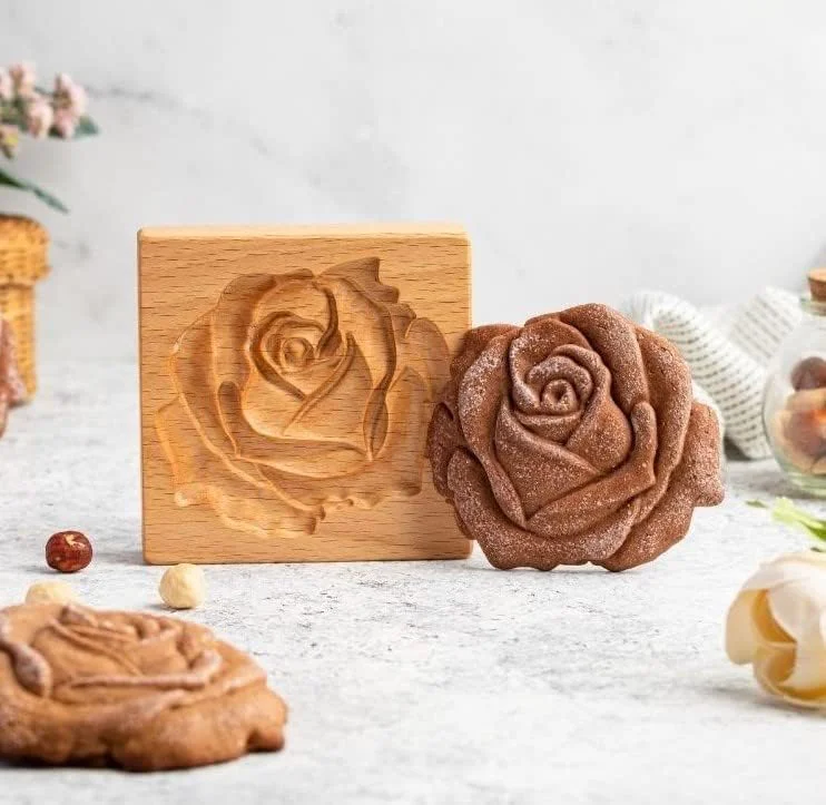 Safe Wooden Cookie Mold – Biscuit Baking Cutter Carved Embossing Stamp for DIY Shapes Gingerbread Pine Cone Rose Long-Lasting