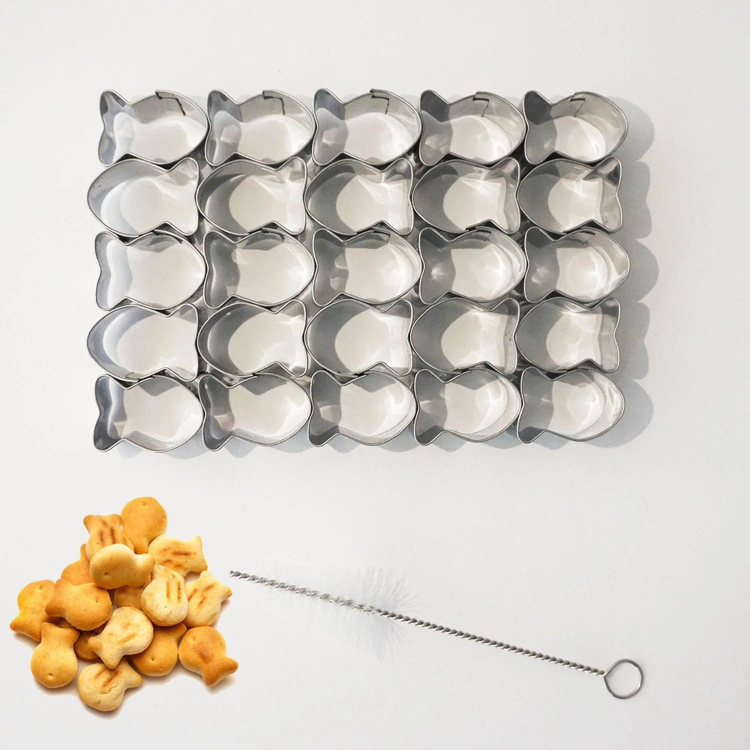 Exceptional Goldfish Cracker Cutter Stainless Steel Fish Cookie Cutters Shapes DIY Mini Snack Crackers Mold 1 Inch Fish-shaped Treats Quality