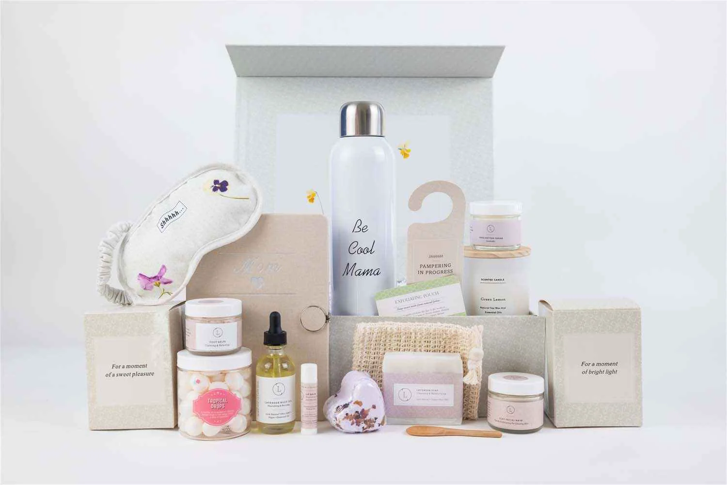 User-Friendly Luxury Gift for Mom – Natural Bath Body Spa Gift Box Trendy