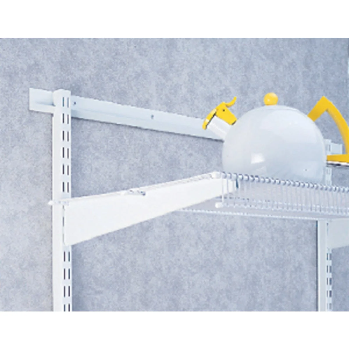 High-Grade domRail 16 In. White Twin Shelf Bracket Trendy
