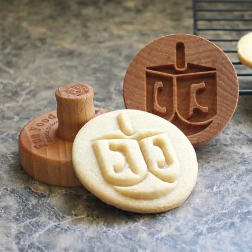Sustainable Wood Cookie Stamp Smart