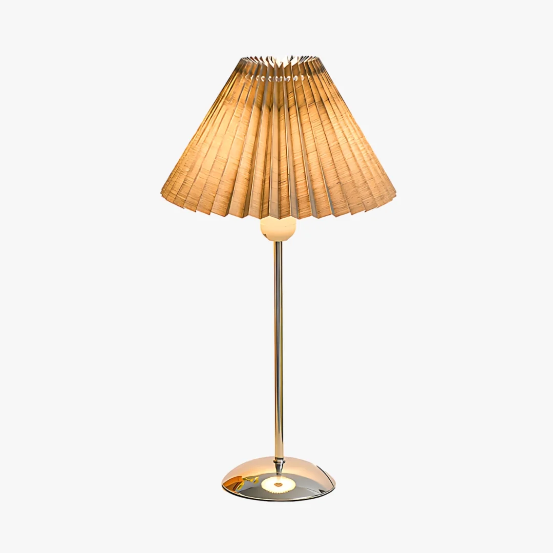 Carefully Designed Tafellamp met geplooide kap Crafted