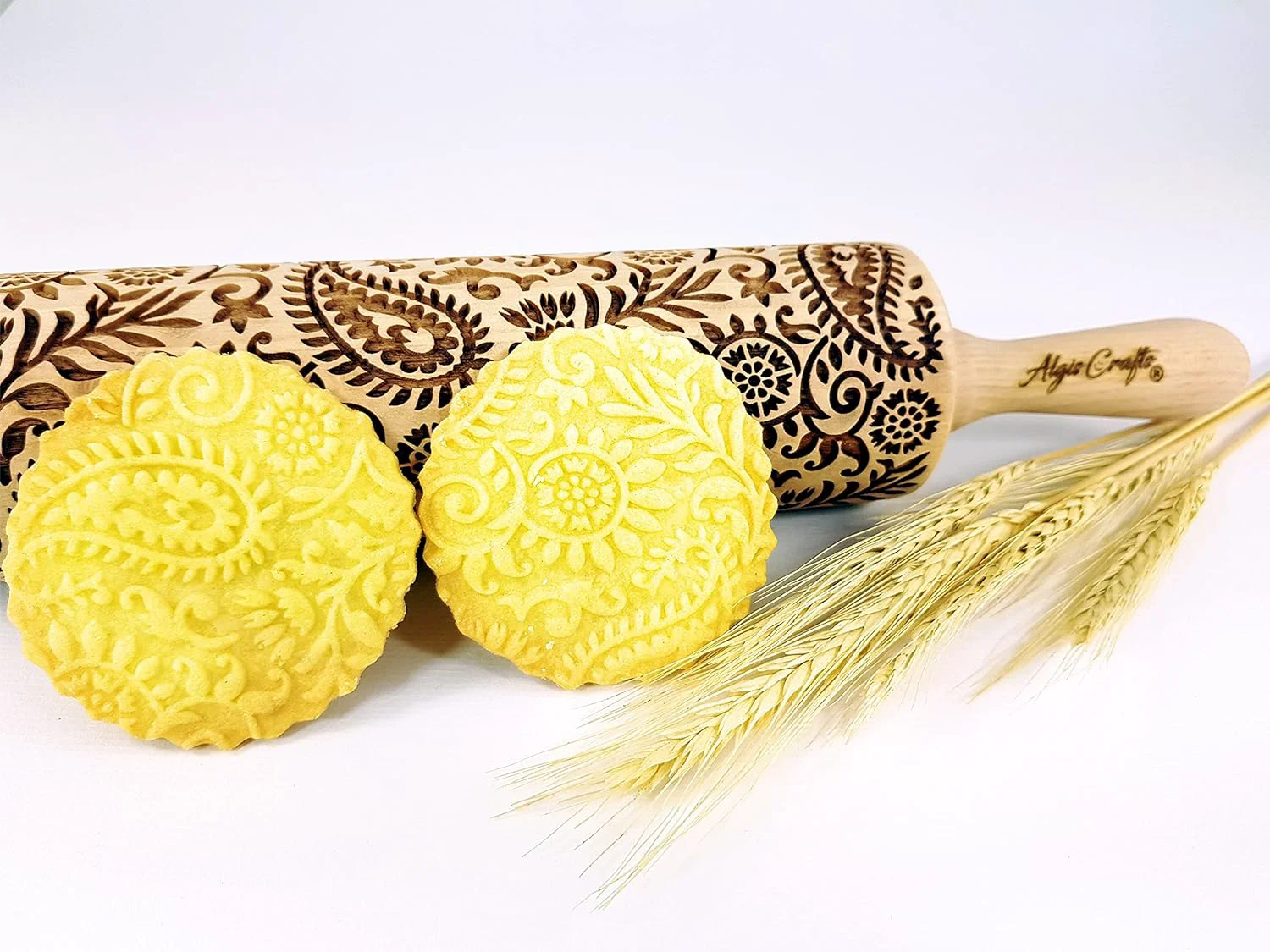 Reliable INDIAN embossing rolling pin with Indian Paisley Pattern. Dough roller for embossed cookies and Pottery by Algis Crafts Carefully Designed