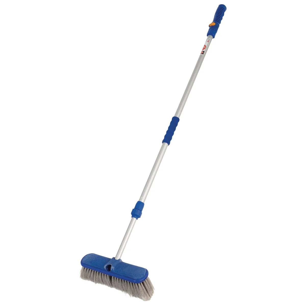 Practical Ettore Extend-A-Flo 6 Ft. Flow-Thru Wash Brush Elite