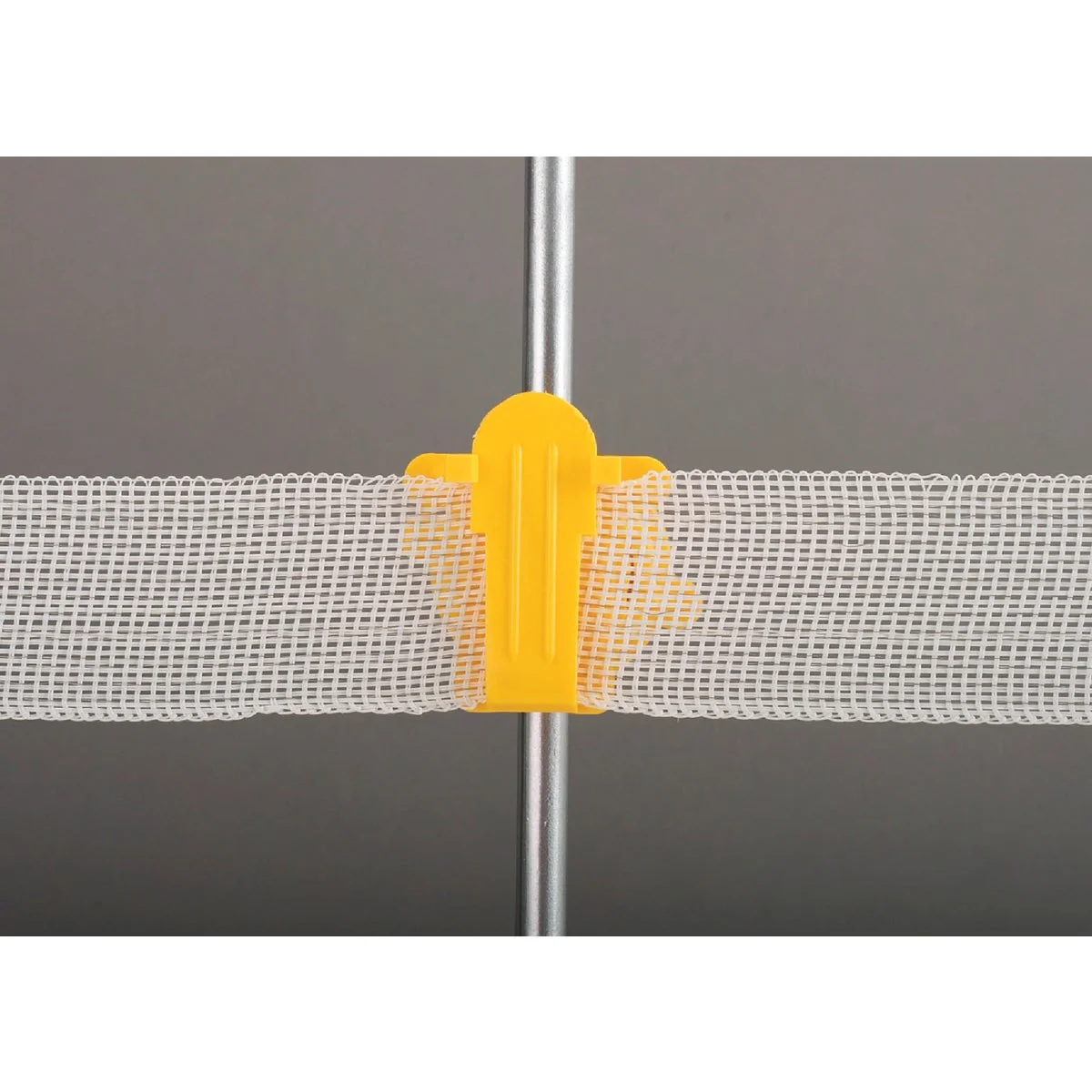 Easy-to-Use Dare Screw-On Yellow Polyethylene Electric Fence Insulator 25-Pack Powerful