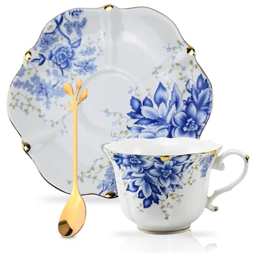 Convenient Country Roses Porcelain Tea Cup and Saucer Set with Gold Trim Lightweight